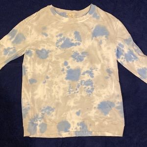 Tie-dyed long sleeve T-shirt